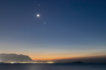 富有年味的数学手抄报内容